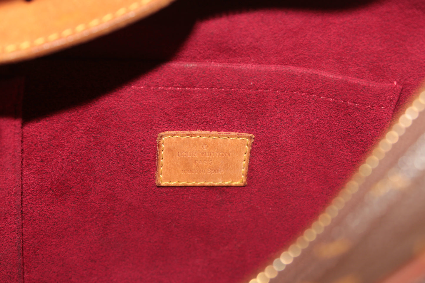 Louis Vuitton Croissant GM