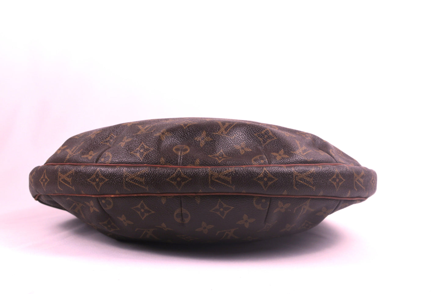 Louis Vuitton Croissant GM